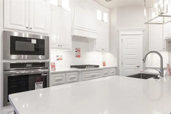 546 Still Meadows, Guthrie, OK 73044