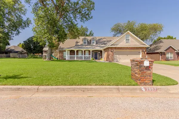2907 Blue Stem CT, Purcell, OK 73080