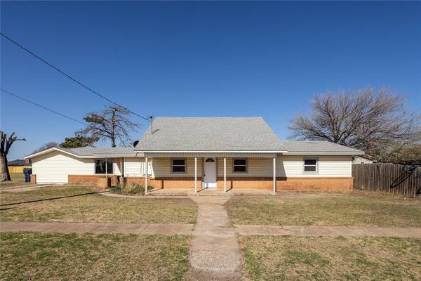 207 N Reimer ST, Corn, OK 73024