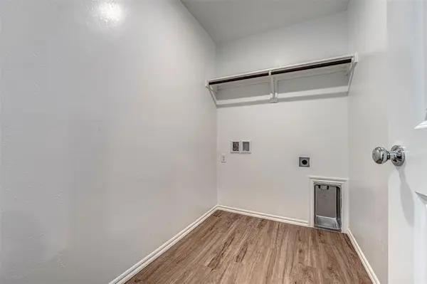 3809 Los Cabos DR Mustang, OK 73064