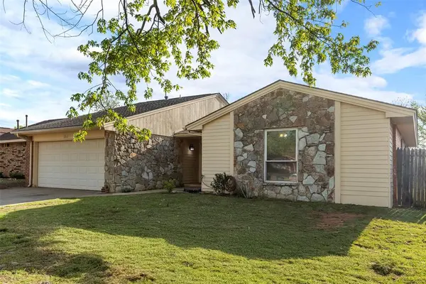 3808 Regatta RD, Yukon, OK 73099