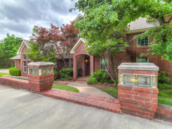 3601 Rena Dawn LN, Edmond, OK 73013