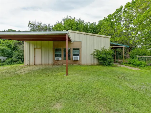 1808 Doris AVE, Tuttle, OK 73089