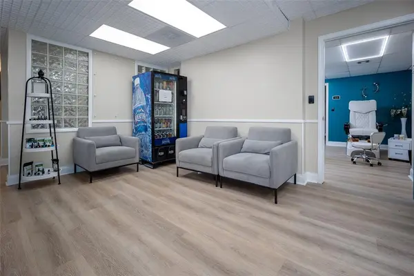 4500 N Lincoln BLVD, Oklahoma City, OK 73105