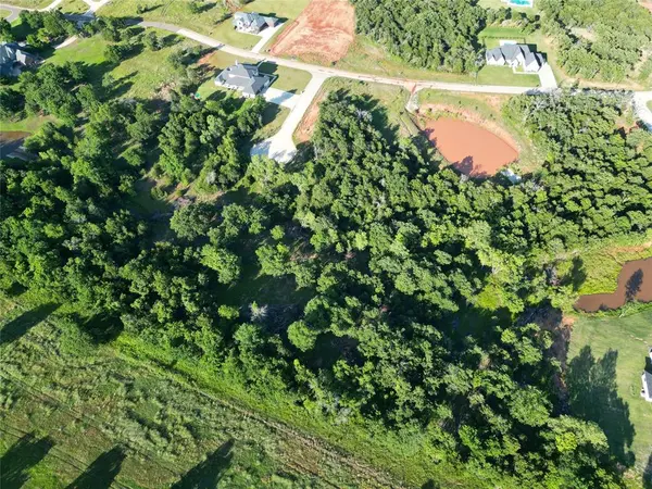18286 Chelsea CIR, Newalla, OK 74857