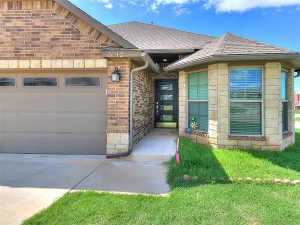 5512 Cheyenne RD, Warr Acres, OK 73132