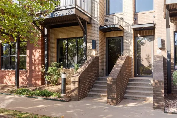 227 NE 4th ST, Oklahoma City, OK 73104