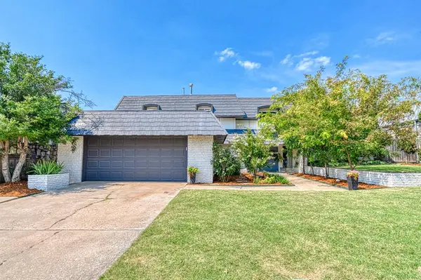 5909 Queens Gate RD, Oklahoma City, OK 73132