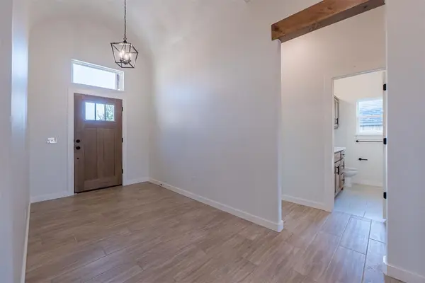 11621 SW 58th ST, Mustang, OK 73064