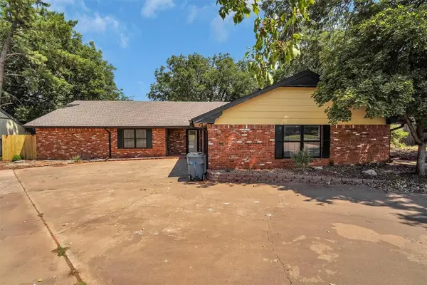 605 N COLLEGE ST, Cordell, OK 73632