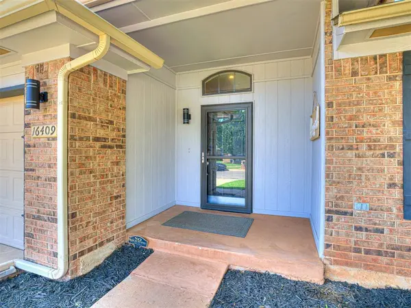 16409 Osceola TRL, Edmond, OK 73013