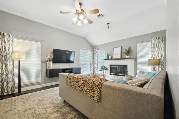 15608 Summit Parke DR, Edmond, OK 73013