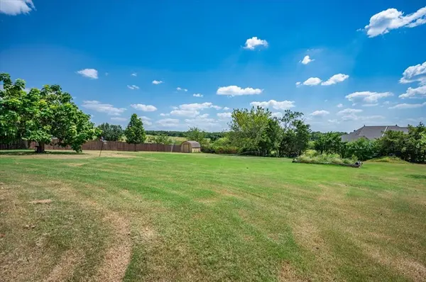 1633 Twin Spires TRL, Guthrie, OK 73044