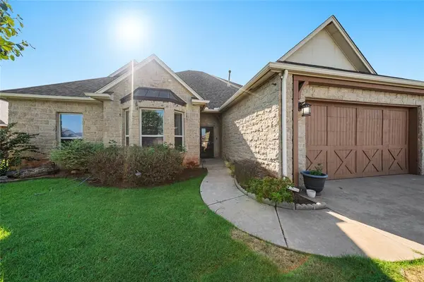 17313 Ridgewood DR, Edmond, OK 73012