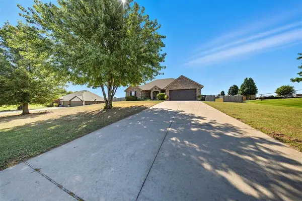 2025 Saddlecloth TRL, Guthrie, OK 73044