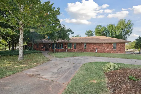 11709 W Little LN, Mustang, OK 73064