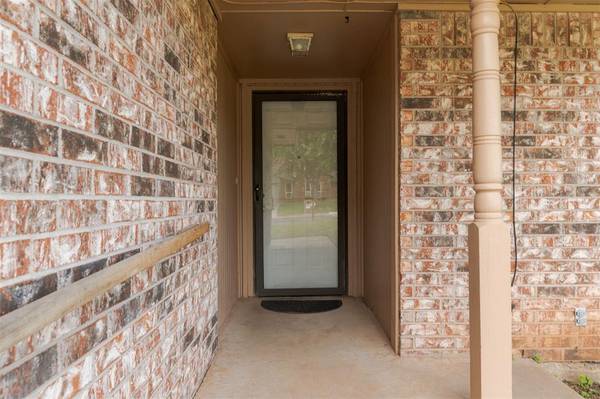 11412 Matthews AVE, Oklahoma City, OK 73162