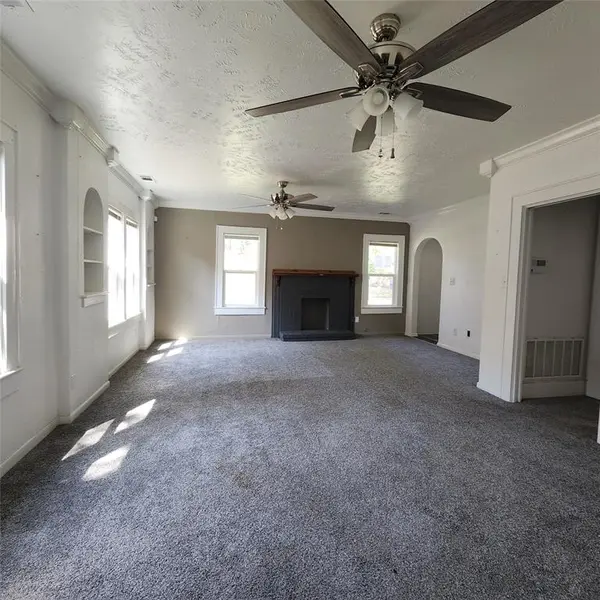 1123 W Kansas AVE, Chickasha, OK 73018