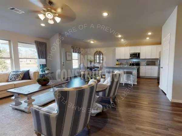 5801 Bradford Pear LN, Edmond, OK 73034