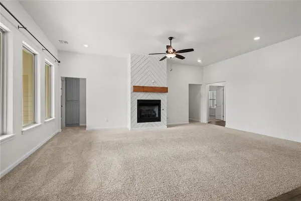 11200 SW 32nd ST, Yukon, OK 73099