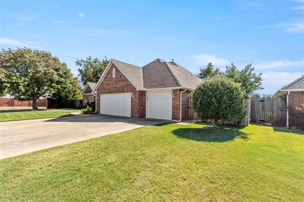 3100 SW 105th ST, Oklahoma City, OK 73170