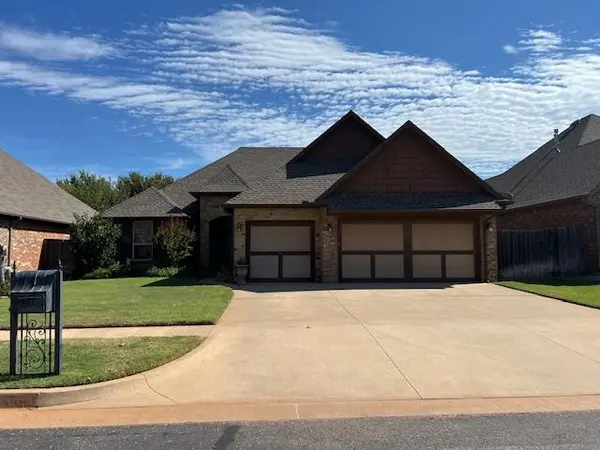 19504 Fieldshire DR, Edmond, OK 73012