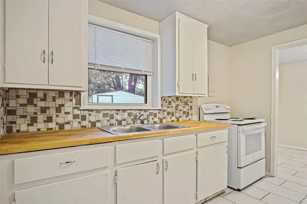 1645 Lariet LN, Del City, OK 73115