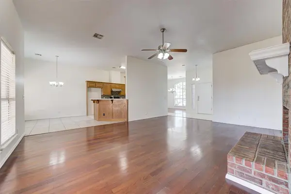 13804 Oakmond RD, Edmond, OK 73013