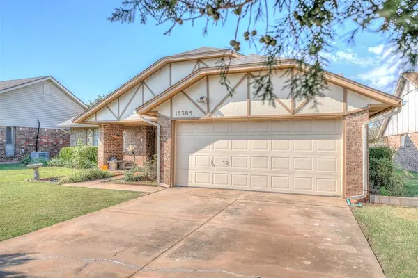 10305 S Fairview DR, Oklahoma City, OK 73159