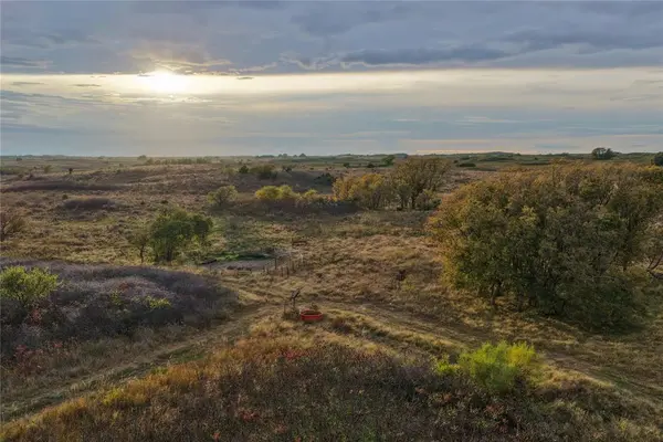 000 S County Rd 195, Arnett, OK 73832
