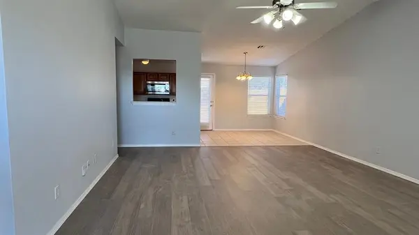 1017 Tulip DR, Yukon, OK 73099