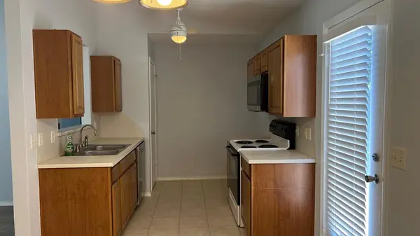 1017 Tulip DR, Yukon, OK 73099