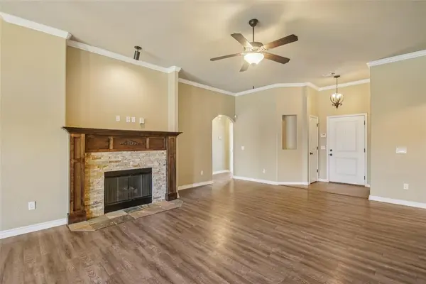 3913 Caraway LN, Norman, OK 73026