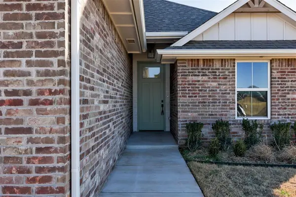 3290 Prairie View TRL, Noble, OK 73068
