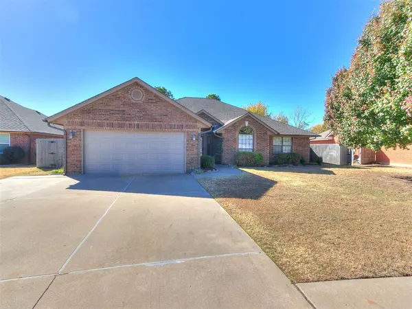 3920 Brownwood LN, Norman, OK 73072
