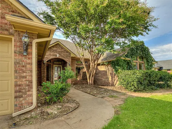 1216 NW 165th ST, Edmond, OK 73012