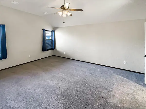 9500 Shallow Lake CT, Oklahoma City, OK 73159
