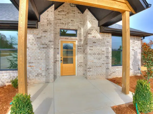 10901 Sandstone Ridge WAY, Guthrie, OK 73044