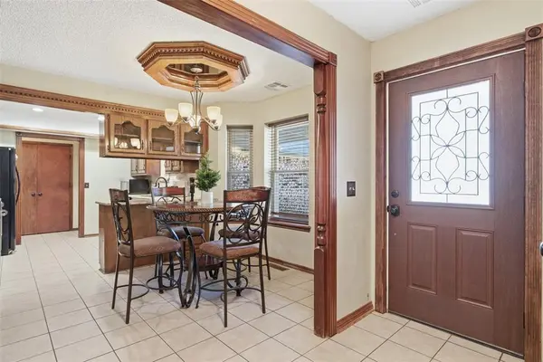 1516 Indian Creek TER, Tuttle, OK 73089
