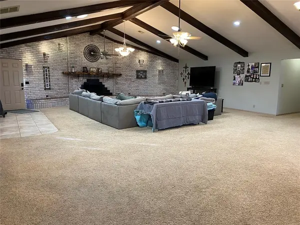 520 N West ST, Cordell, OK 73632