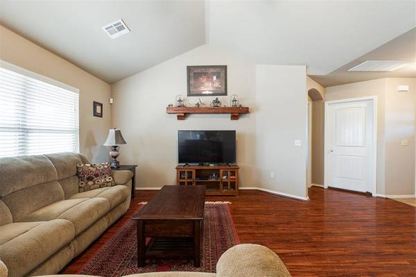 20100 N Rolling Meadows DR, Luther, OK 73054