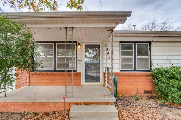 5345 NW 44th ST, Warr Acres, OK 73122
