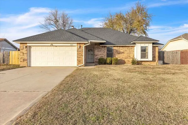 10021 Glascow TER, Yukon, OK 73099