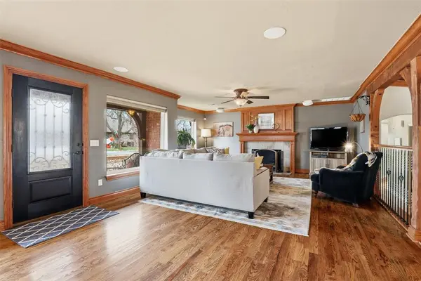 4901 W Broadlawn LN, Oklahoma City, OK 73122