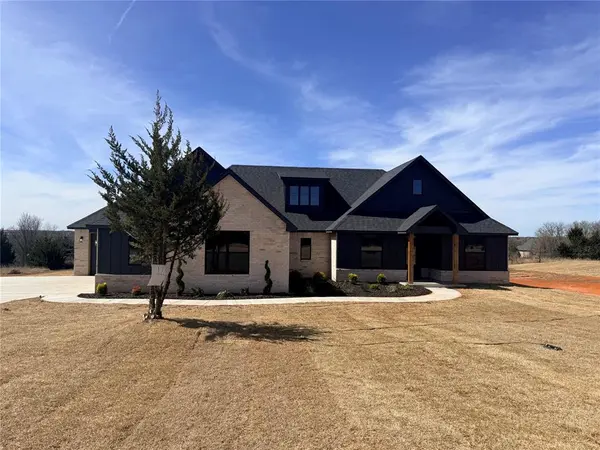 1224 Twin Oaks DR, Blanchard, OK 73010