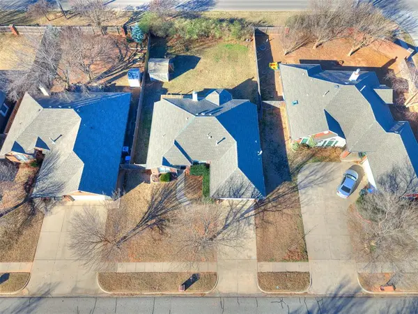 2548 Weymouth Way, Norman, OK 73071