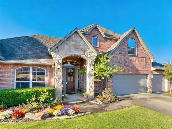 2701 Century DR, Edmond, OK 73013