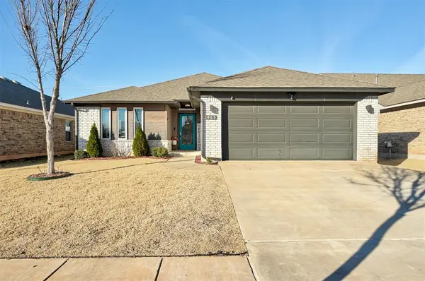 465 Compass DR, Yukon, OK 73099