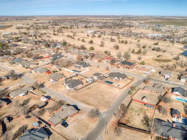Magnolia/Handley, El Reno, OK 73036
