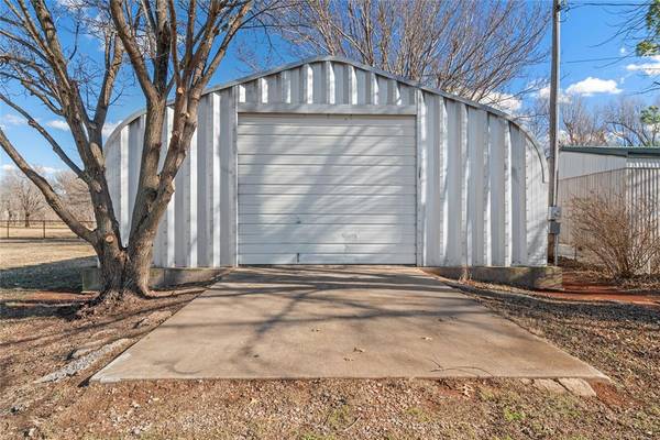 723 S 3rd ST, Kingfisher, OK 73750
